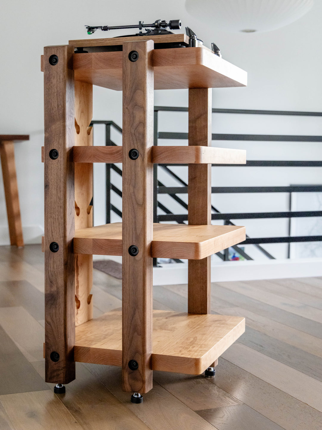 ECHELON HD Audio Rack – Cherry Shelves & Walnut Legs
