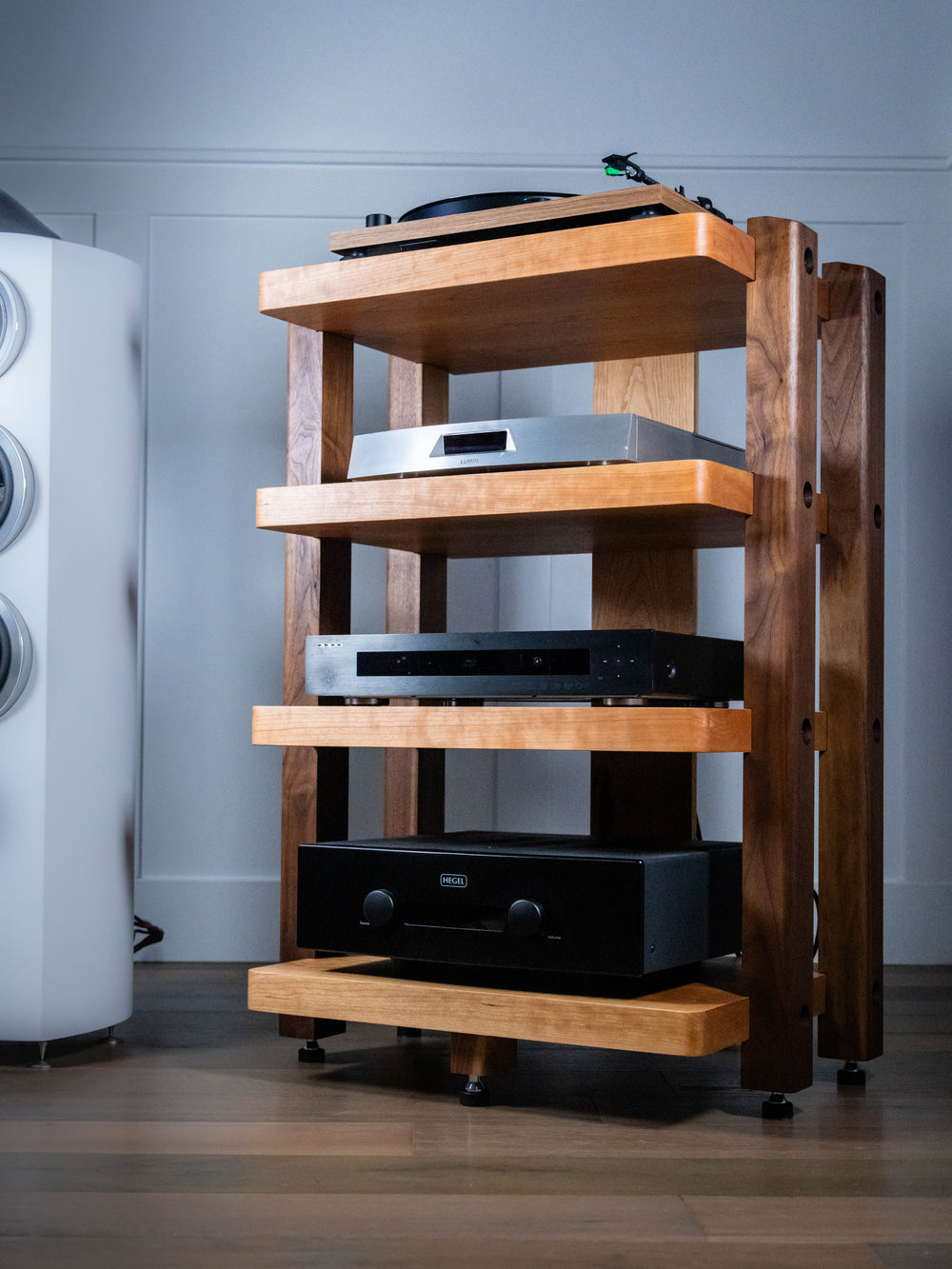 ECHELON HD Audio Rack – Cherry Shelves & Walnut Legs