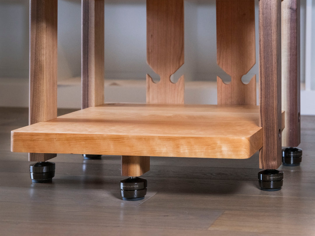 ECHELON II Audio Rack – Maple Shelves with Cherry Legs