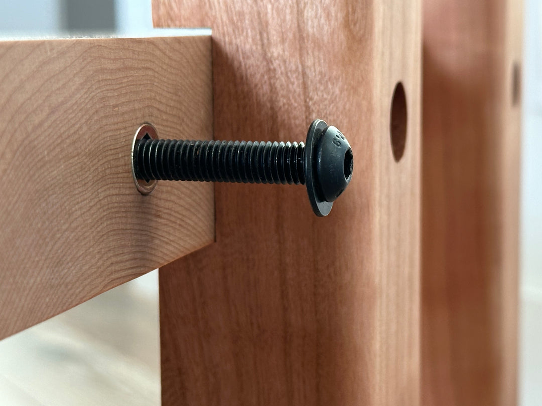 ECHELON II Audio Rack – Maple Shelves with Cherry Legs