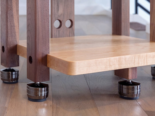 ECHELON HD Audio Rack – Maple Shelves & Walnut Legs