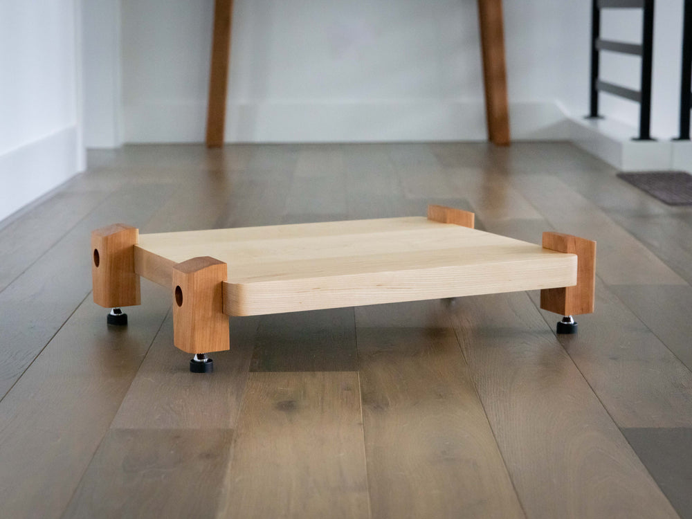 TERRA HD Audio Platform - Maple with Cherry Legs