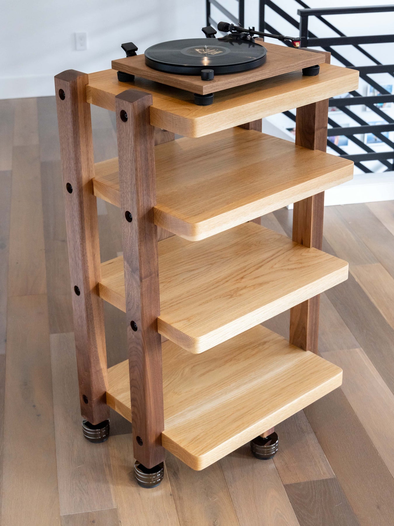 Audiolith Rack ECHELON HD Audio Rack in White Oak with IsoAcoustic GAIA-TITAN Feet ...