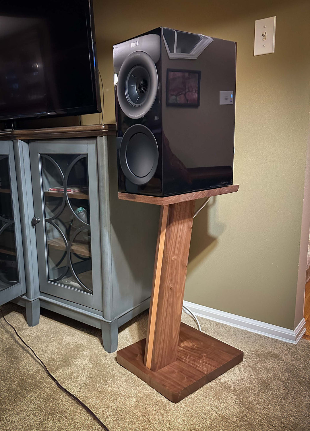 STRATUS Hardwood Custom-Made Speaker Stands